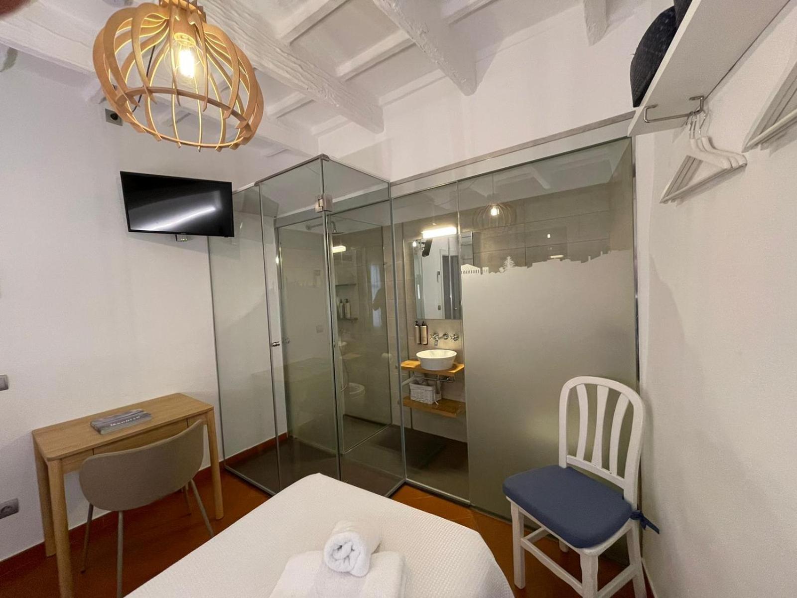 Petit Hotel 5 Fars (Adults Only) シウタデリャ エクステリア 写真