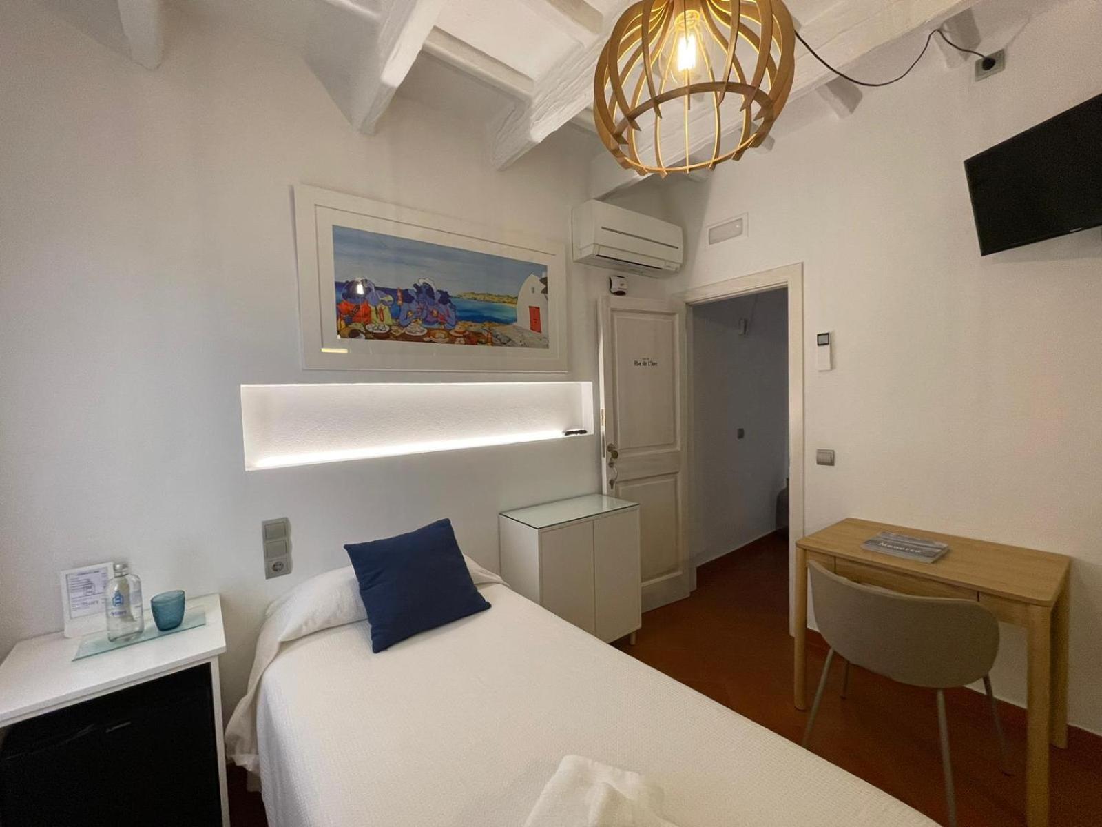 Petit Hotel 5 Fars (Adults Only) シウタデリャ エクステリア 写真